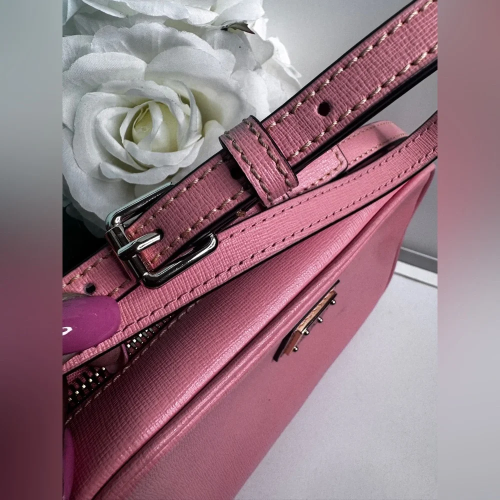 Dooney & Bourke Crossbody Bag